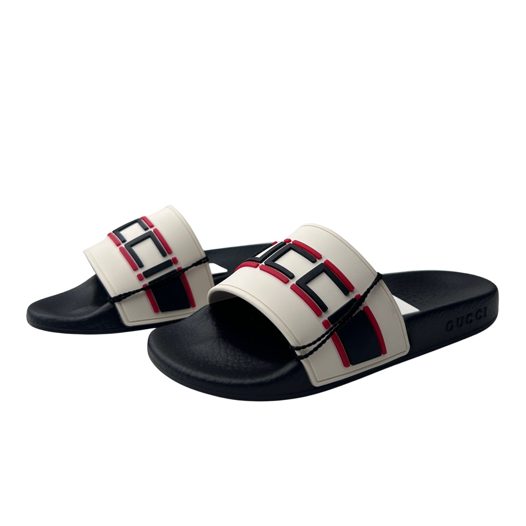 GUCCI LOGO RUBBER SLIDES – WHITE/BLACK – SIZE 31