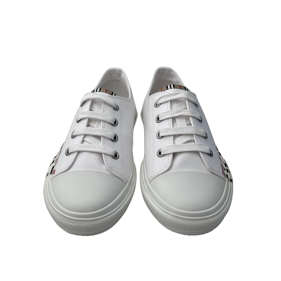 BURBERRY CANVAS LOGO LACE-UP TRAINERS – WHITE – SIZE 33