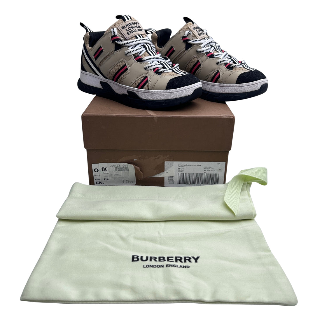 BURBERRY STRIPE PANEL TRAINERS – BEIGE – SIZE 33